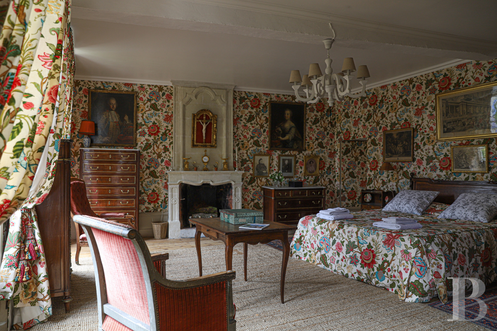 Dans les Deux-Sèvres, à Saint-Jean-de-Thouars, une maison de famille du 19e siècle bordée d’un parc - photo  n°27